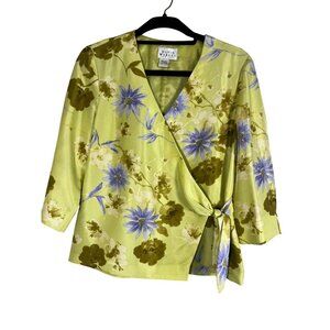 Colorful Floral Silk Wrap Top M Tropical Resort Cottage Work Wear Classic Chic